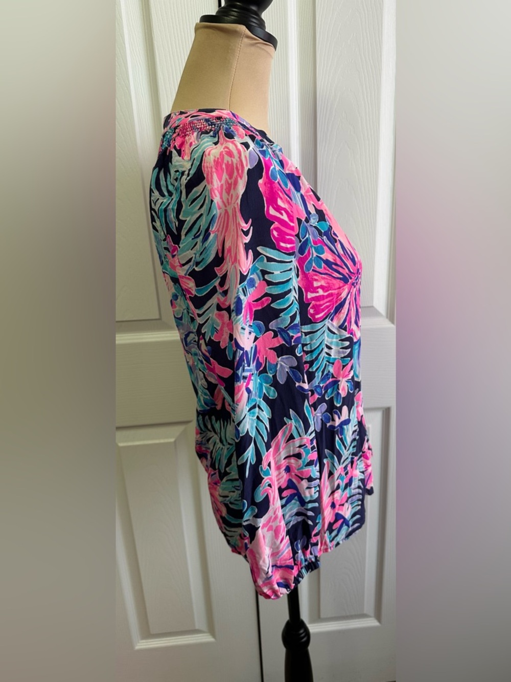 Lilly Pulitzer Navy Blouse with Pink & Teal Floral Print - Picture 5 of 7